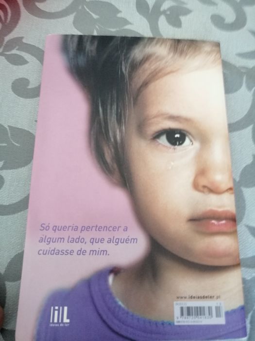 Livro Abanfonada