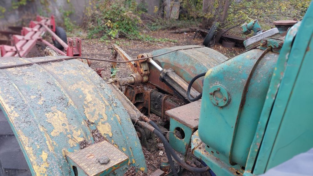 Трактор К-701 , робочий , Кіровець