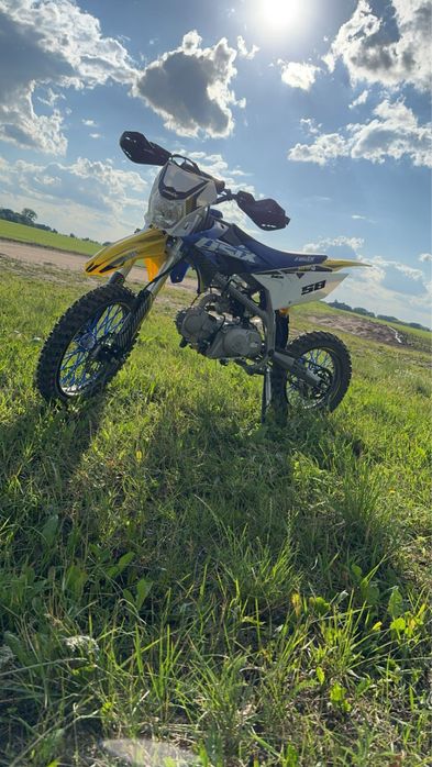 ASIX 125 MZK cross