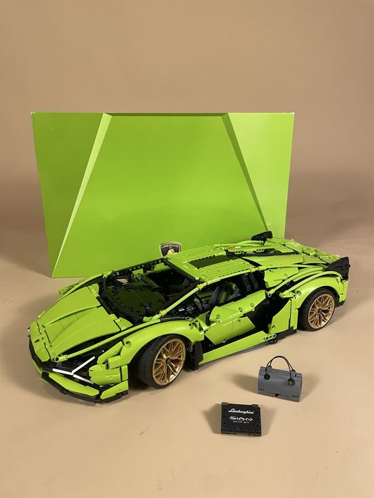 Oryginalny zestaw Lego Technic Lamborghini Sian 42115