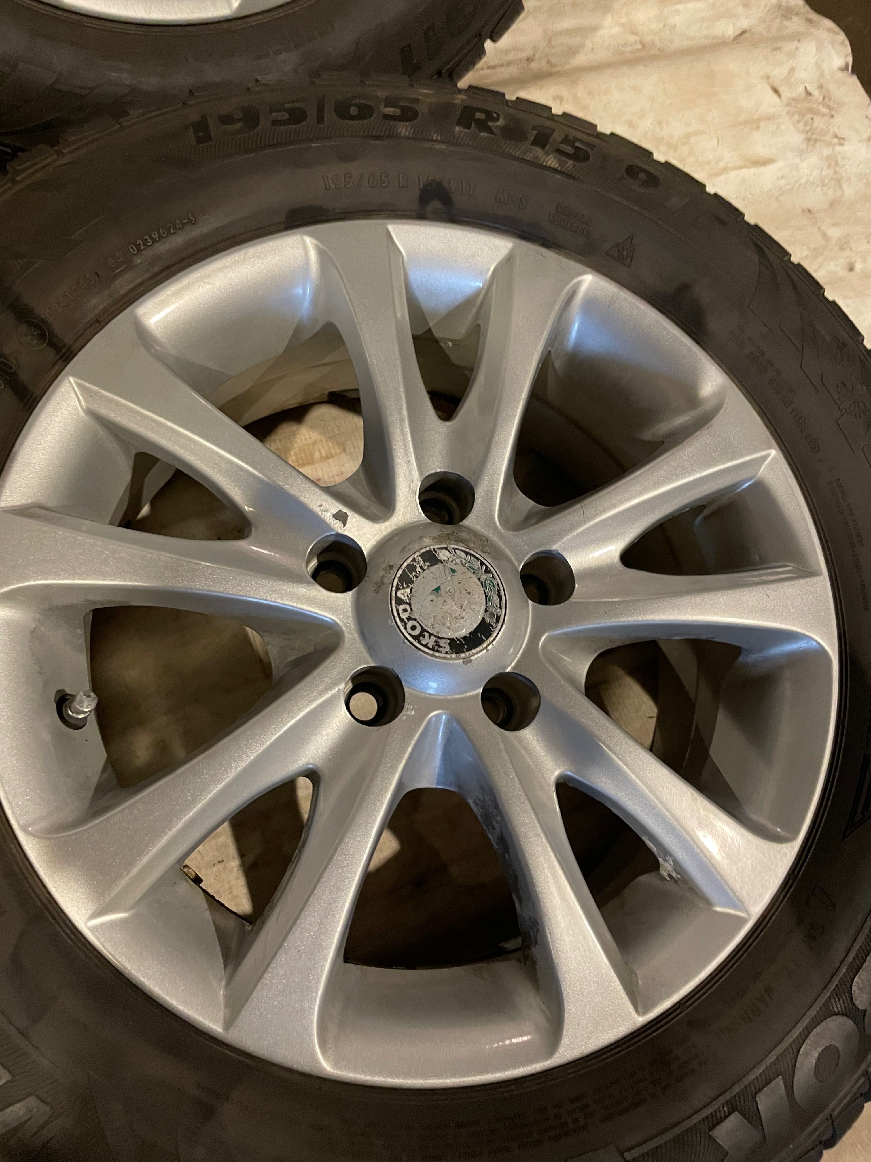 Felgi aluminiowe SKODA 15 5x114,3