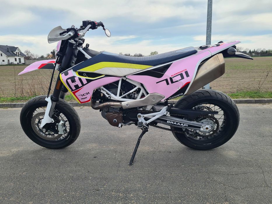 Husqvarna 701 Supermoto  4 tyś km
