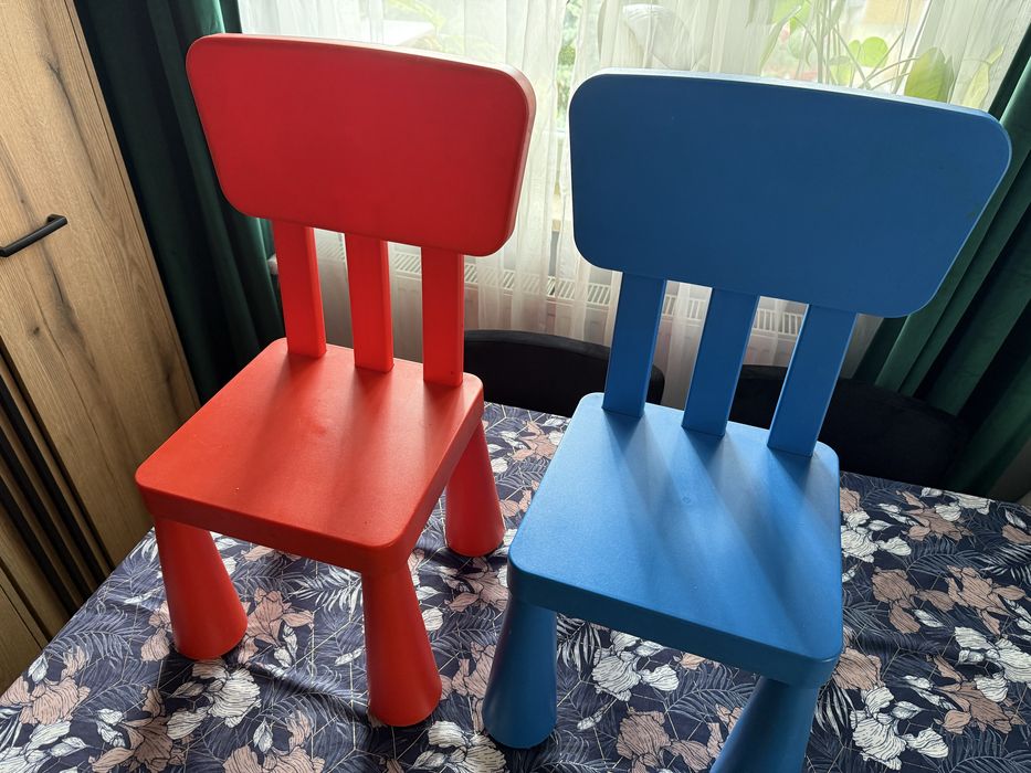Krzesełka mamut ikea 2 sztuki
