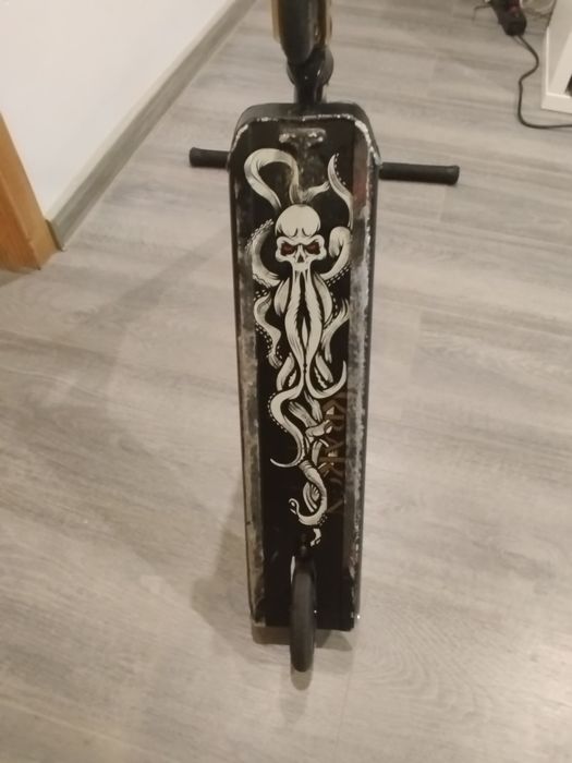 Hulajnoga kraken
