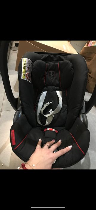Nosidełko Cybex cloud z i-size ferrari