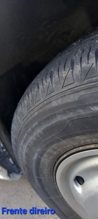 4 Pneus usados 215/70r15 em bom estado