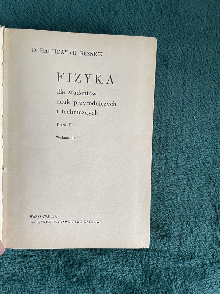 Książka Fizyka tom II Halliday Resnick PWN 1974