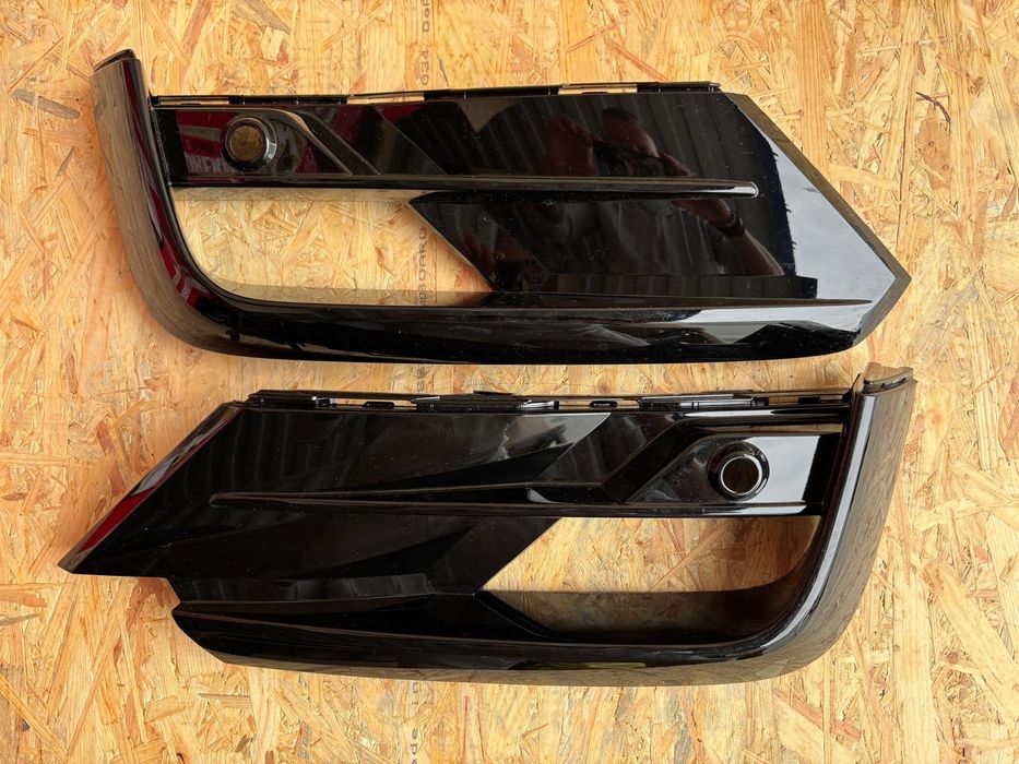 VW Tiguan ll R-Line kratka zderz P.L.przód 5NA.853.666 D 5NA.853.665.D