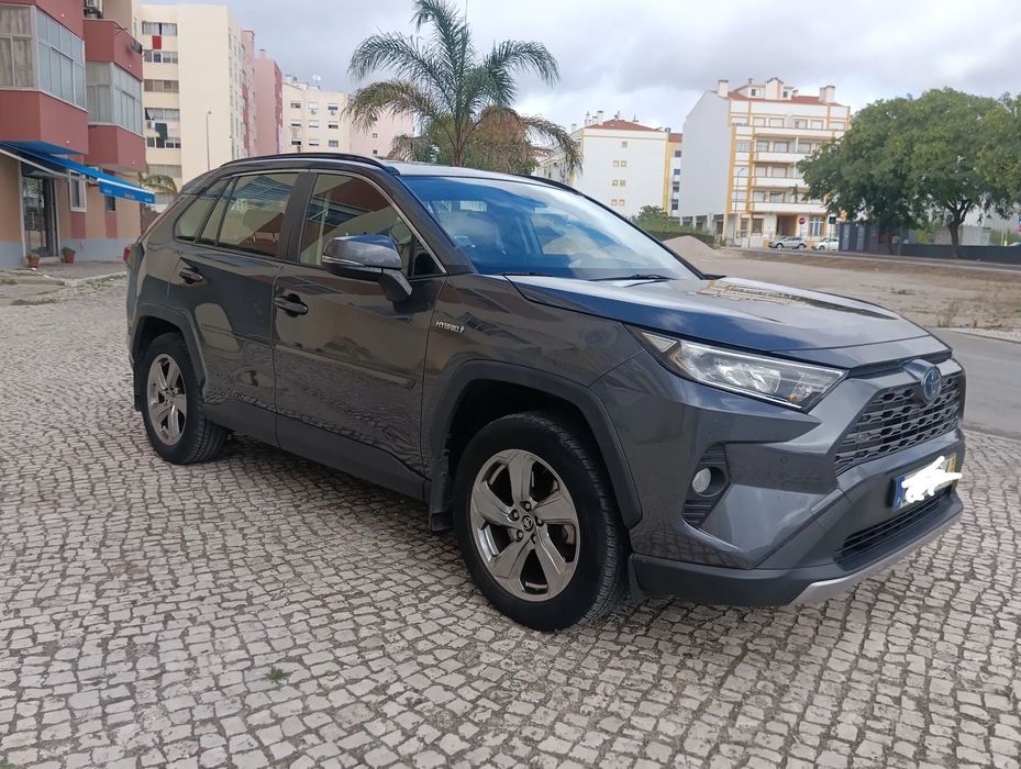 Toyota RAV4 2.5 HDF Comfort
