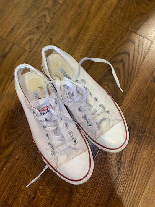 Białe trampki Converse