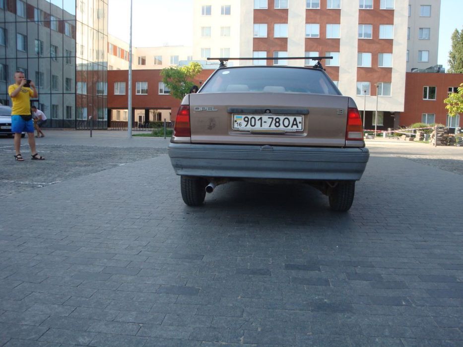 Продам опель кадет