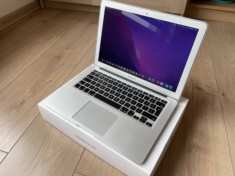 Idealny MacBook Air 13” 8/128 GB w PERFEKCYJNYM stanie!