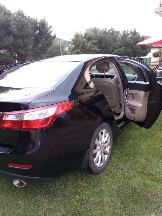 Renault latitude motoryzacja samochody osobowe