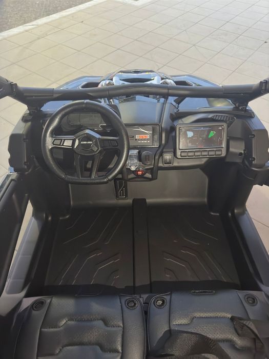 Buggy can am criança