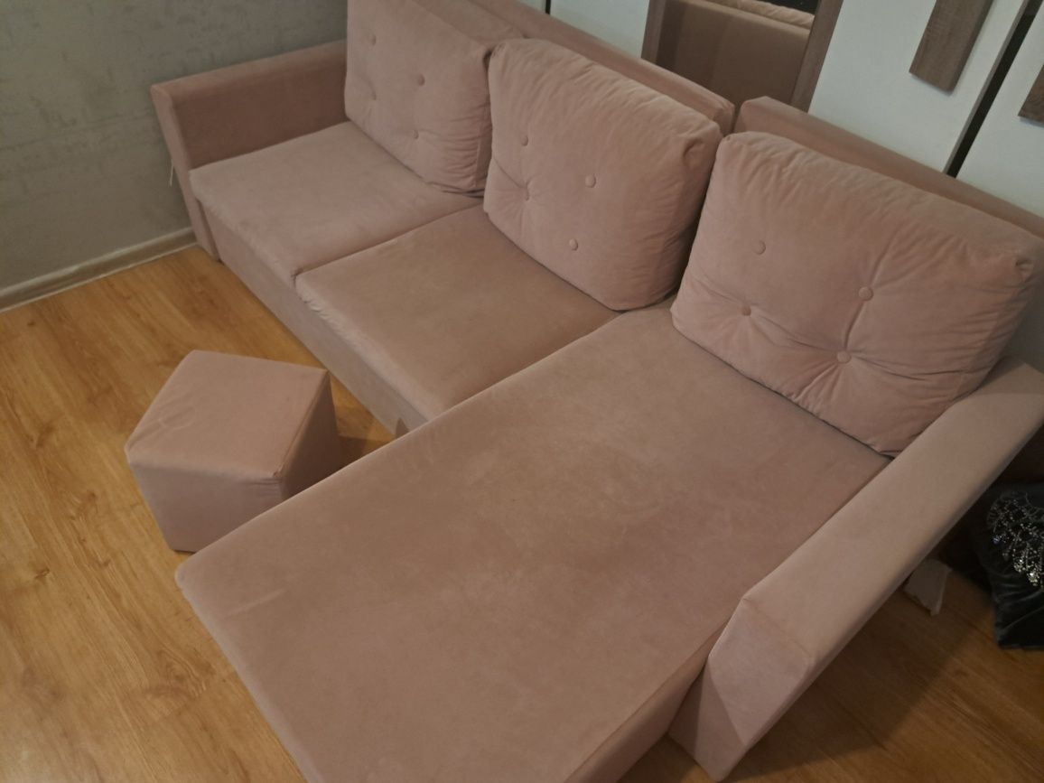 narożnik  kanapa  z  funkcją  spania  +  pufa  gratis