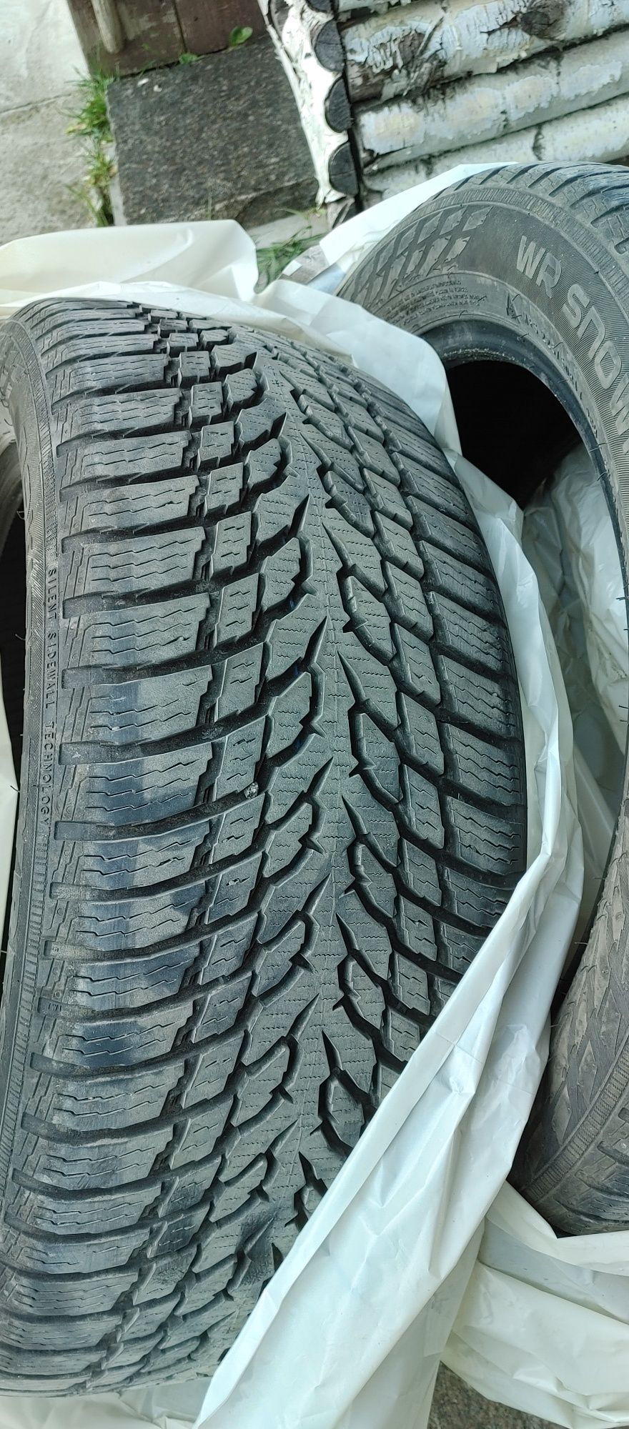 Opony zimowe NOKIAN R 17