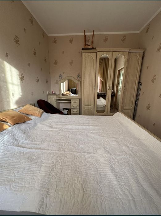 Продам 2-х комн.кв+ сарай с погребом и палисадник