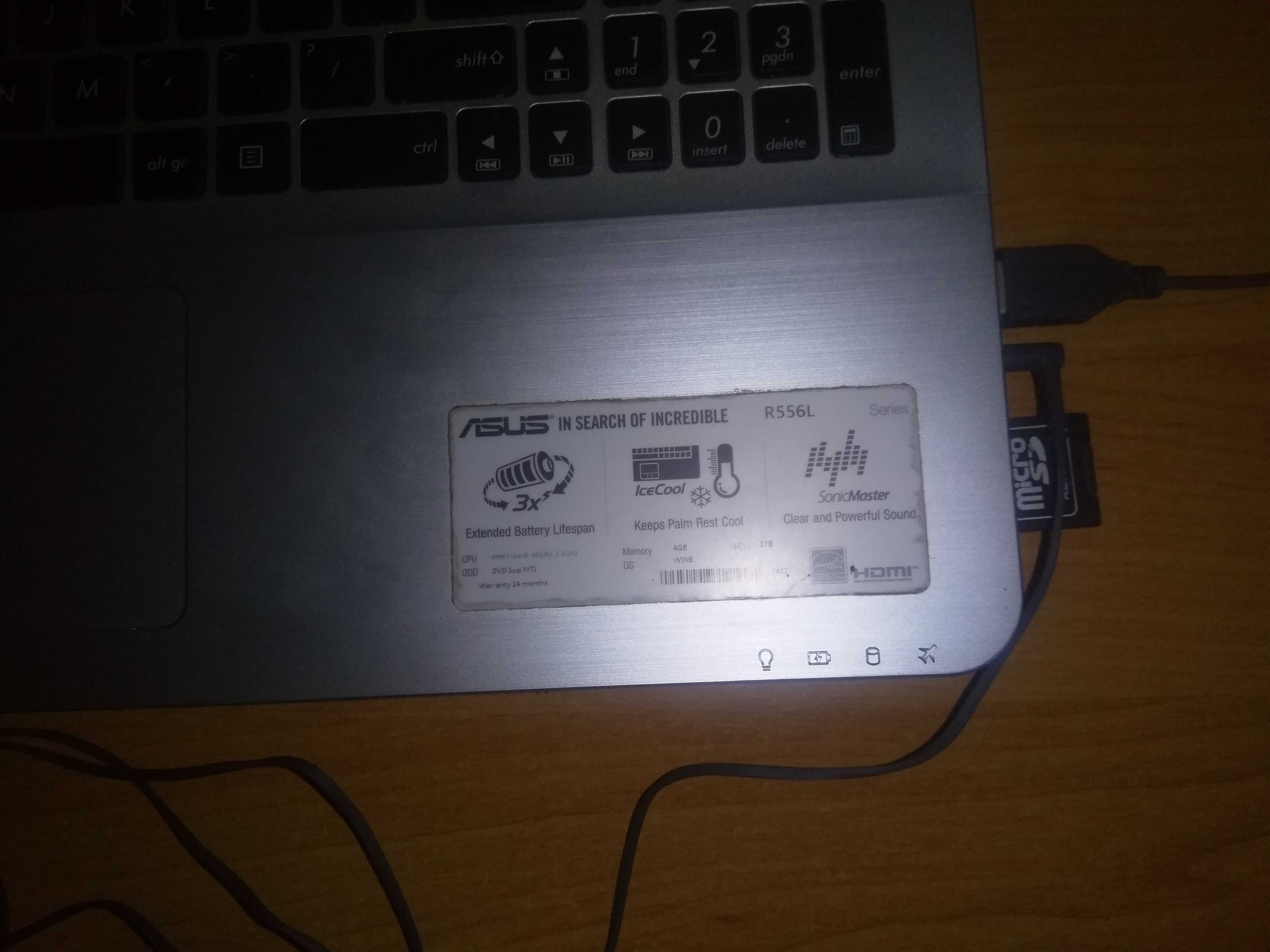 laptop Microsoft asus notebook PC komputer dodatki