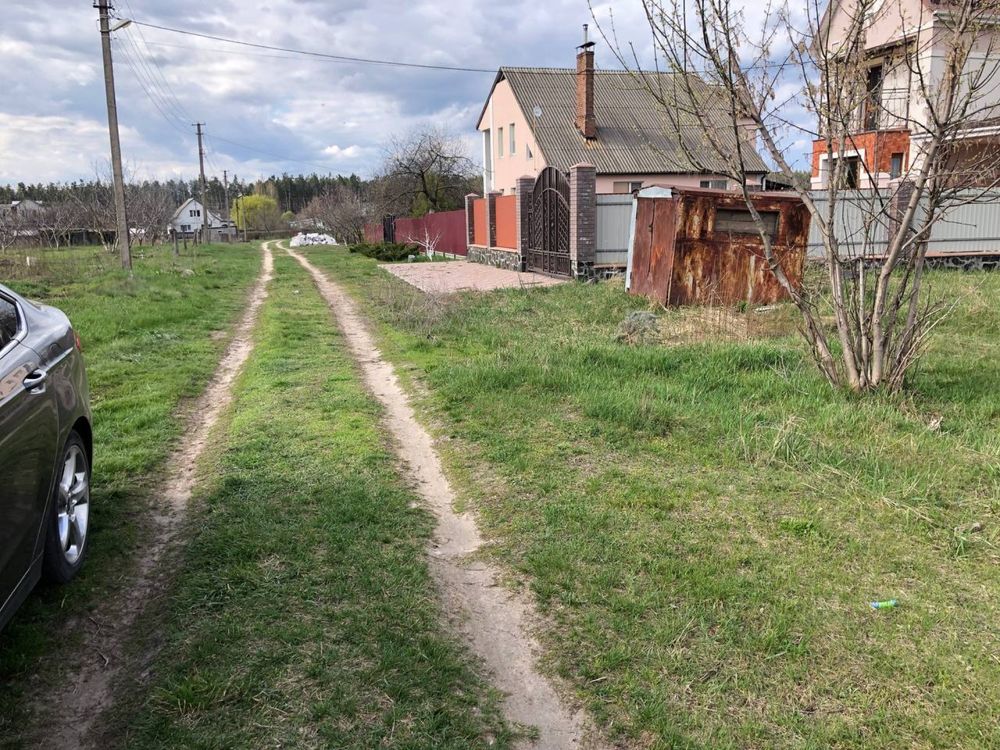 Будинок в селі Геронимівка поблизу лісу