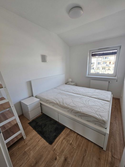 Wynajem 3 pokoje po remoncie, las, miejsce garażowe w cenie, od zaraz.