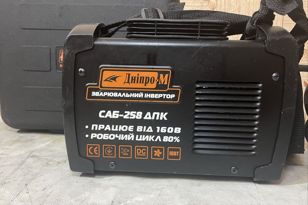 Зварювальний апарат → Дніпро-М САБ-258 ДПК на 5.5 кВт + КЕЙС !