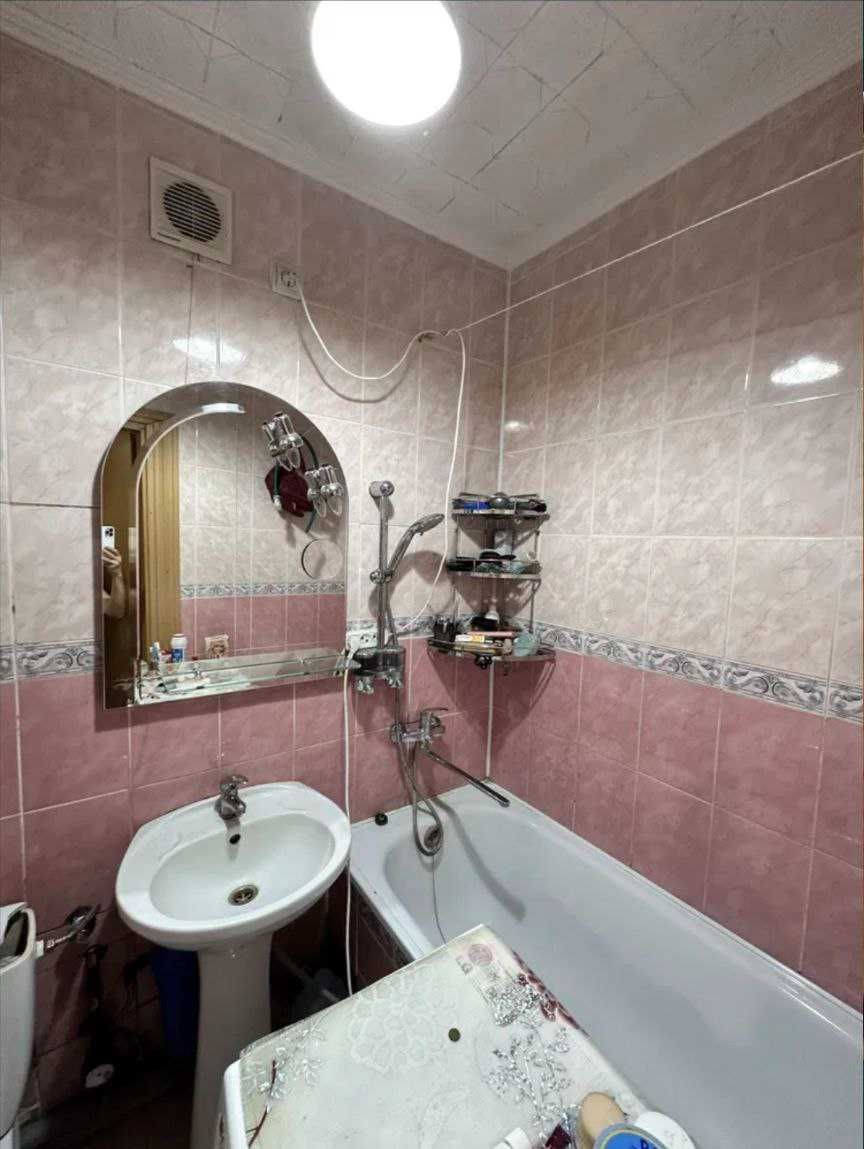 Продаж   2 кімнатної квартири  по вул. Пасічна в Личаківському районі.