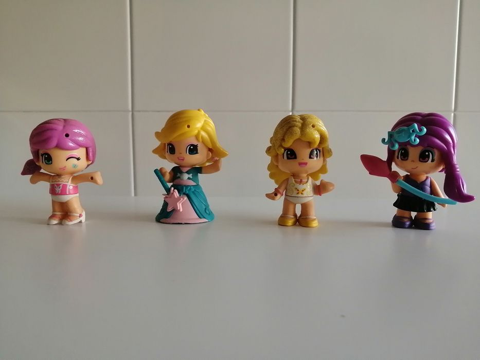 Pin e Pon  bonecas várias +chapéus