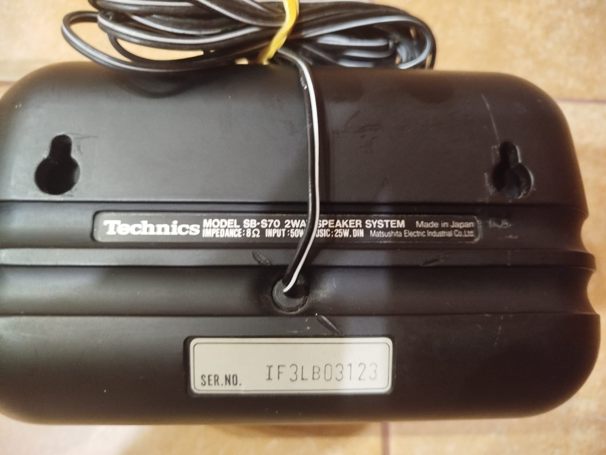Głośniki TECHNICS SB-S70 dwudrożne 8 OHM 50/25 WATT produkcja JAPONIA