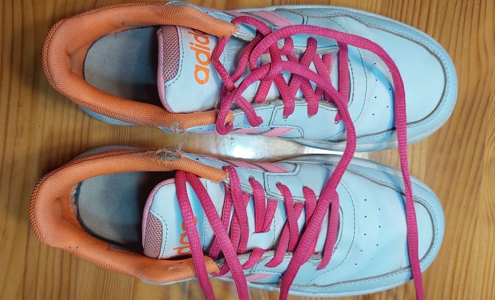 Buty dziewczęce Adidas Hoops 3.0