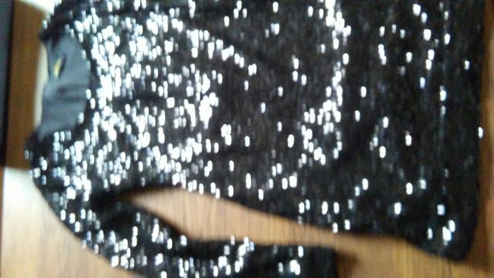 Sukienka sylwestrowa lub na studniówkę