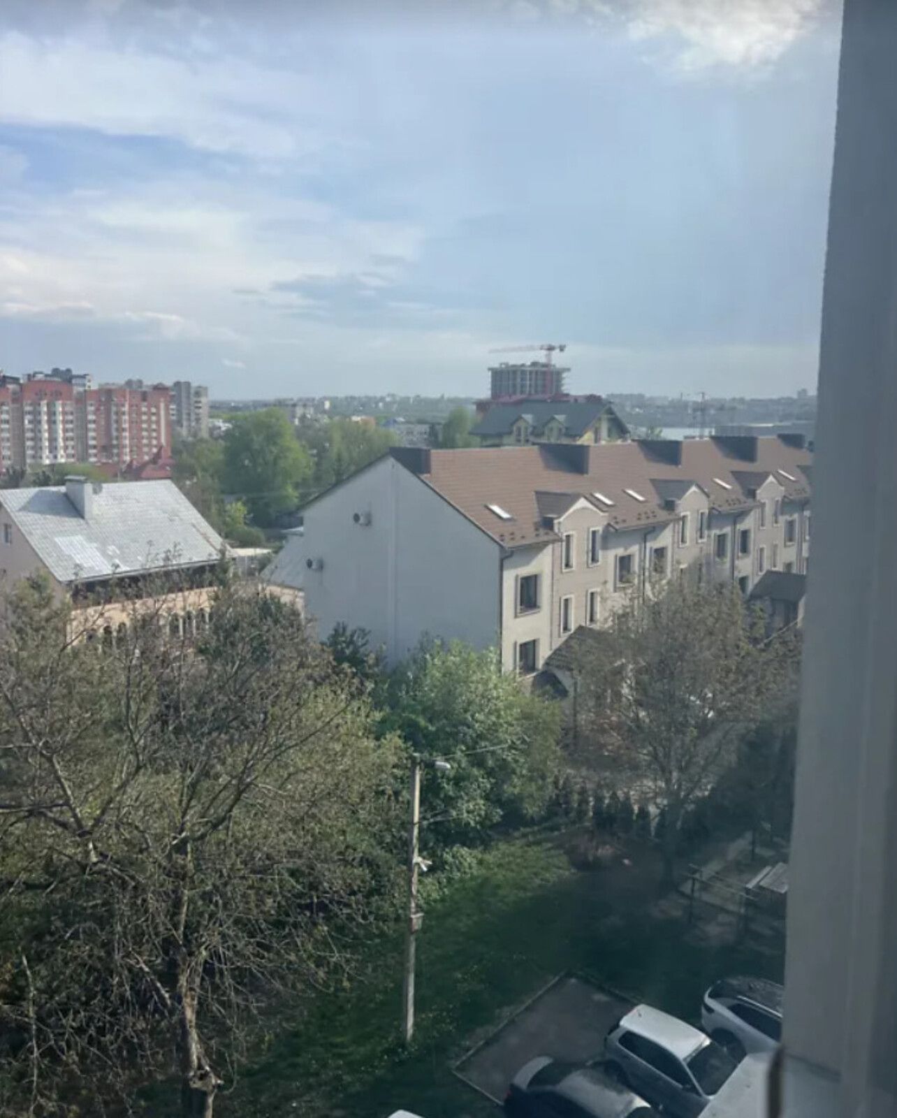 Продаж 3к квартири 120 кв. м на вул. Вільхова