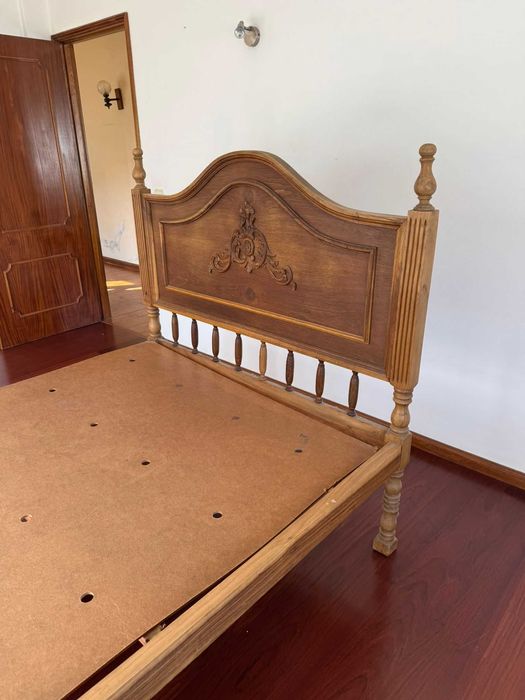Cama de Solteiro