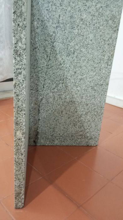 Mesa de vidro e mármore nova