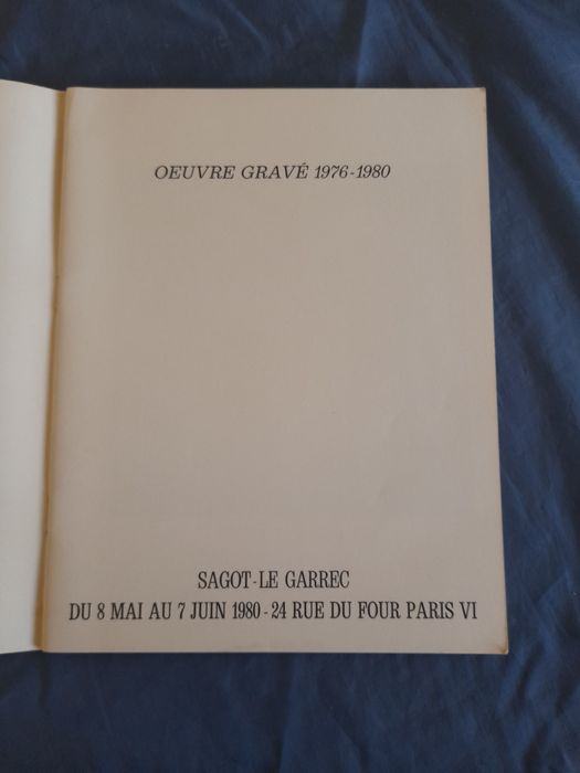 Catálogo antigo de desenhos a carvão de Gerard Diaz
