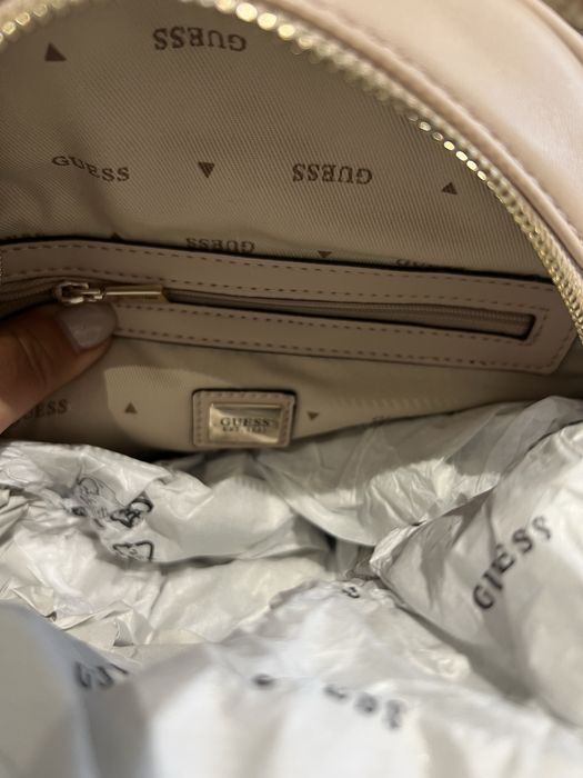 Mochila GUESS nova com etiqueta