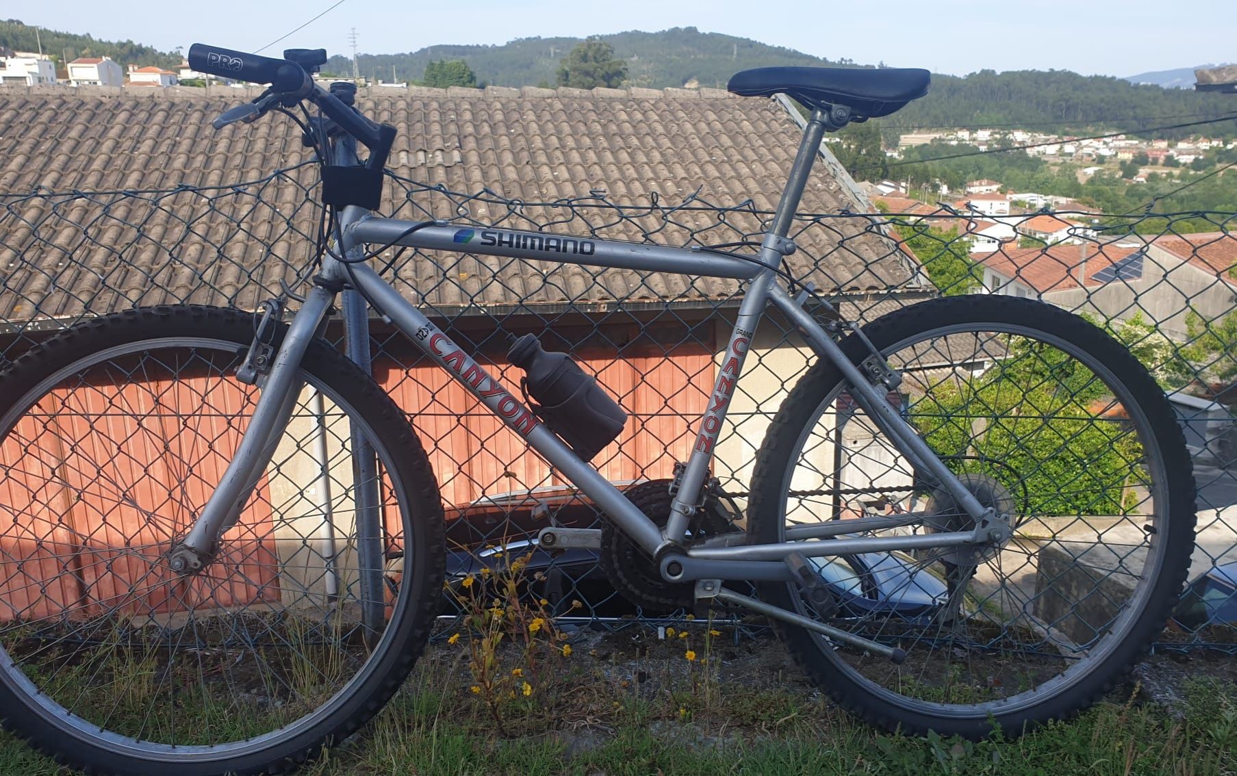 Bicicleta BTT CANYON em Alumínio