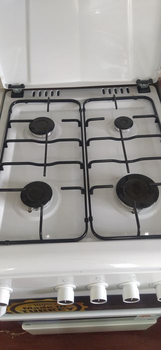 Продам плиту газову.Мінімум користування (1рік).Духовкою  ні разу.