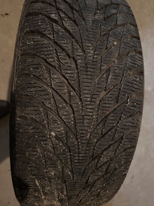 Продам колесо Nokian