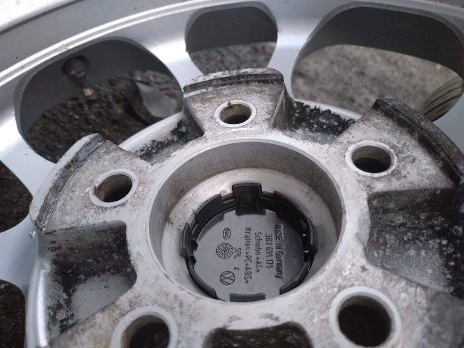 Koła felgi aluminiowe dystanse śruby 5x112 8x17 Audi Volkswagen Seat S
