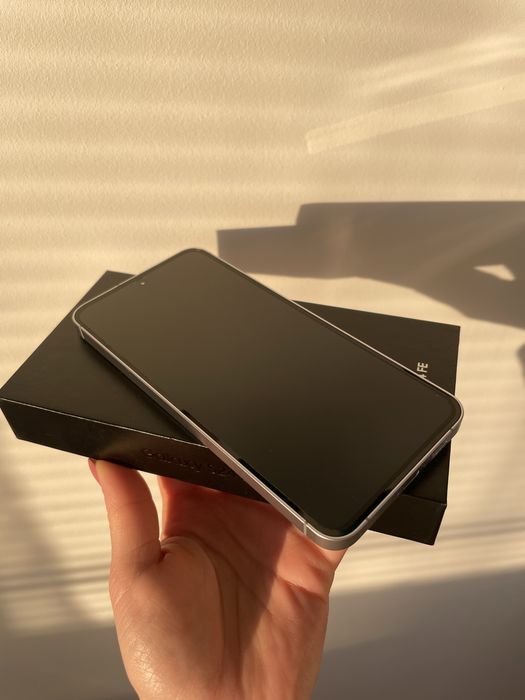 Telefon Samsung S24FE