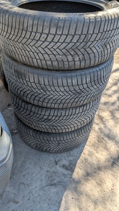 2022 рік пара шин R 19 Bridgestone 235 55 19