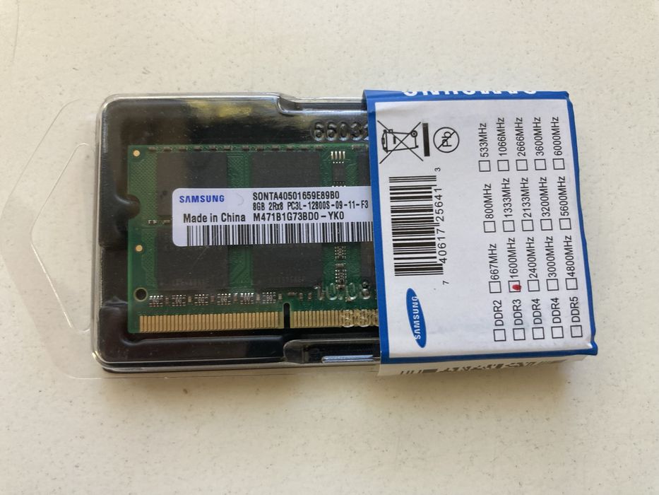 Оперативна пам’ять Samsung 8GB DDR3L 1600MHz (M471B1G73DB0-YK0)