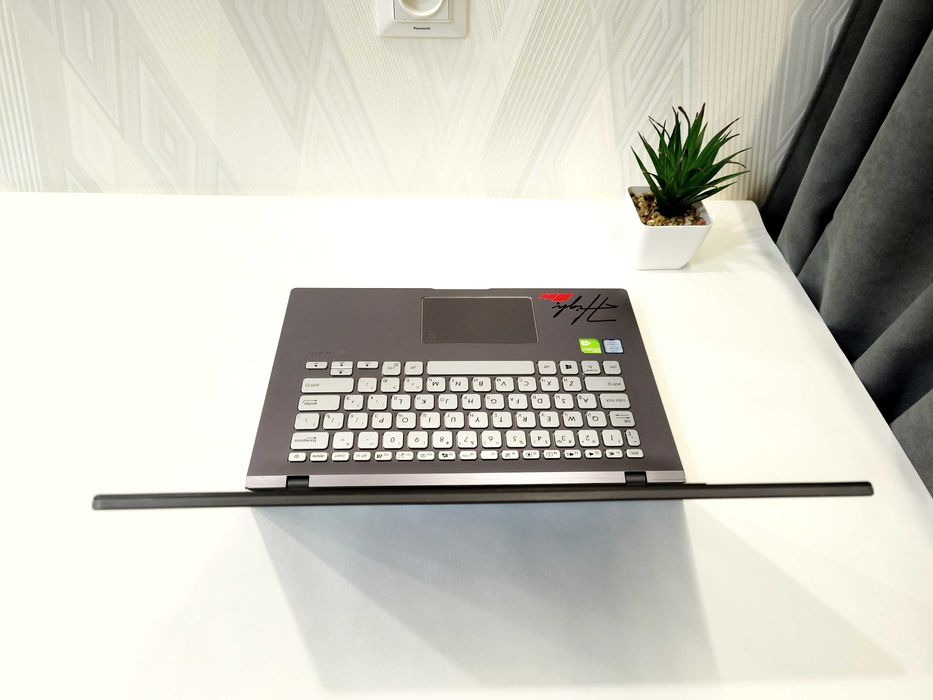 *️⃣Игровой ноутбук Asus 14" i3 7Gen|12 DDR4|256SSD m2|GeForce MX230|