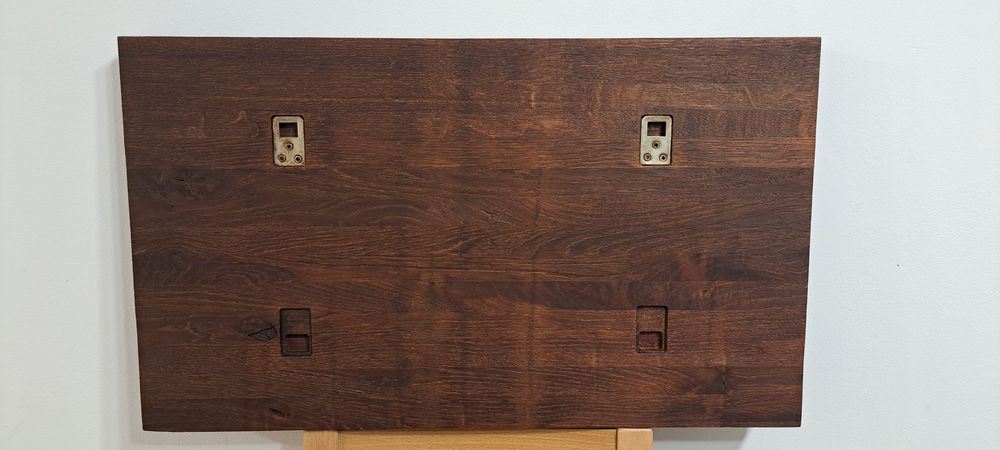 Płaskorzeźba w drewnie dębowym - dekoracja na ścianę