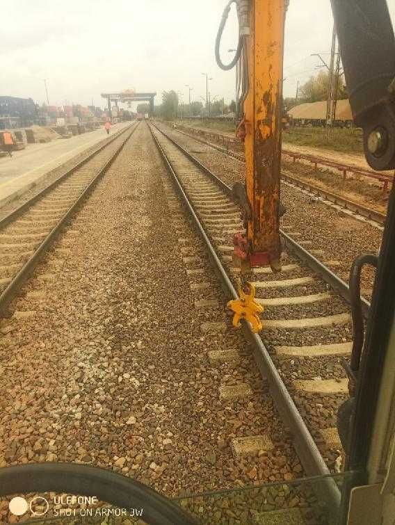 Usługi koparką prace ziemne
