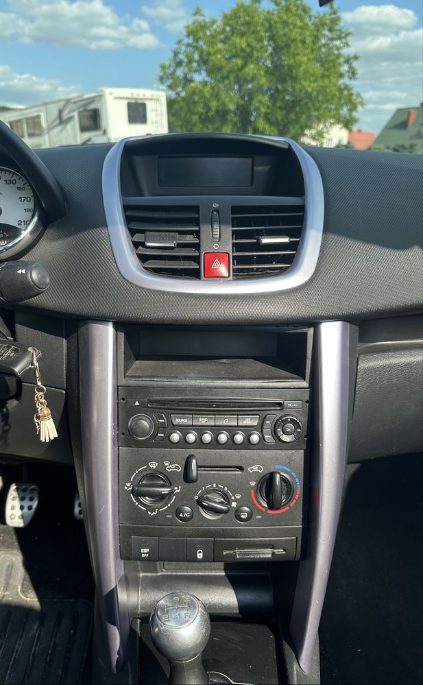 Peugeot 207 CC Cabrio 1.6 VTI 120KM 2007 rok