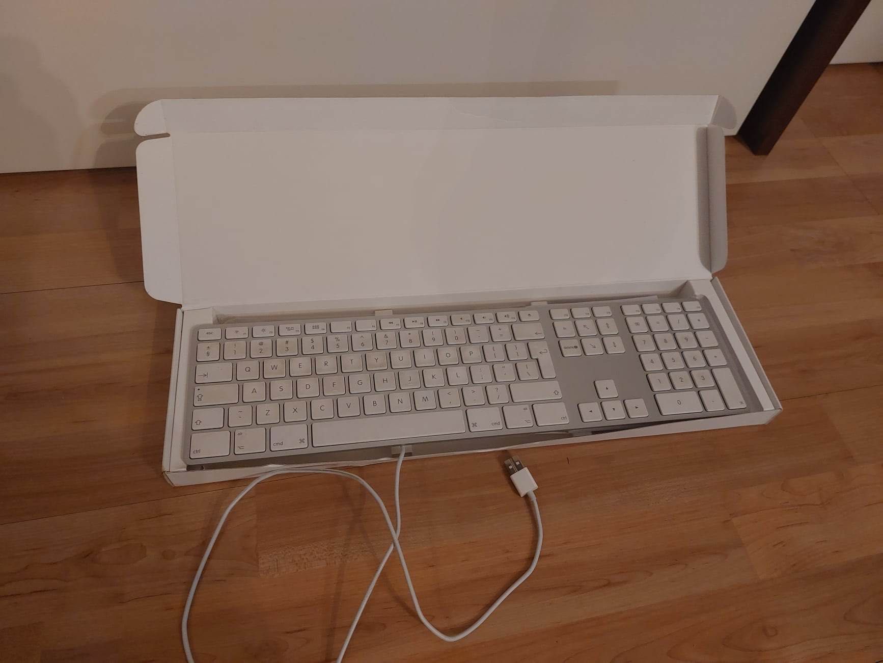 klawiatura Apple Keyboard uszkodzona