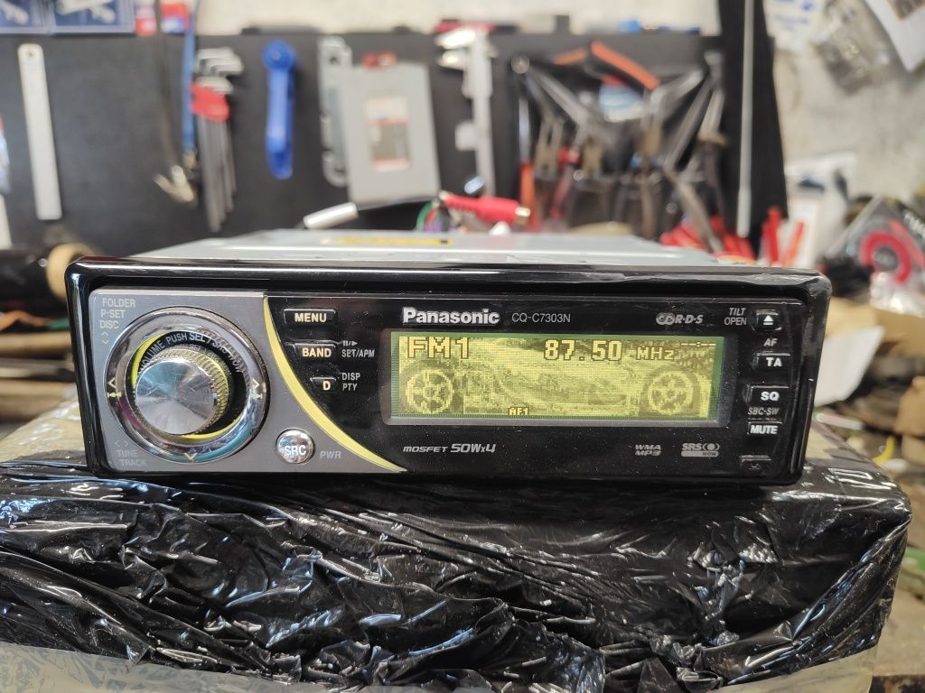 Panasonic Cq-C7303n radio samochodowe delfinki animacje delfinki cd