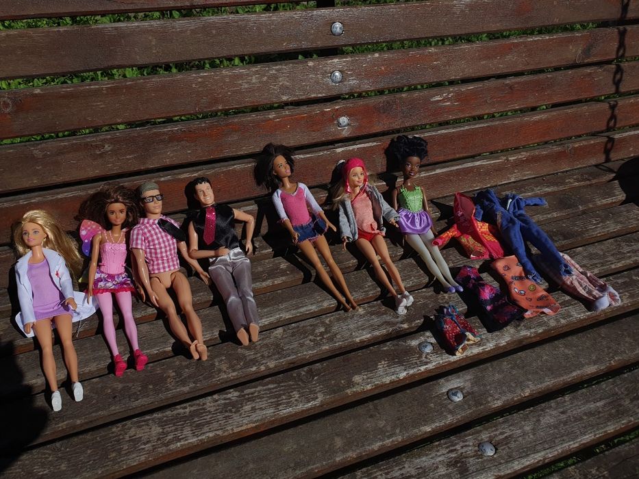 Продам ляльки Barby фірми Matel та  Disney