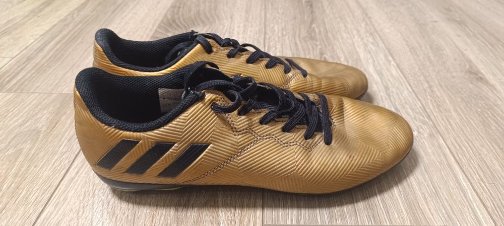 Футбольні бутси 38 розмір Adidas
